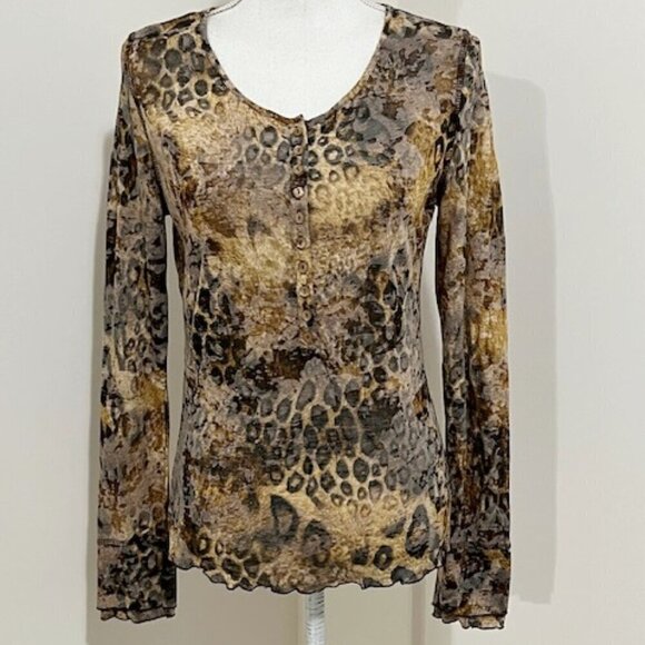 Sno Skins Long Sleeve Pullover Animal Print Henley Top Size S - Picture 5 of 5